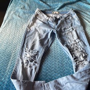 Levi’s distressed Jeans